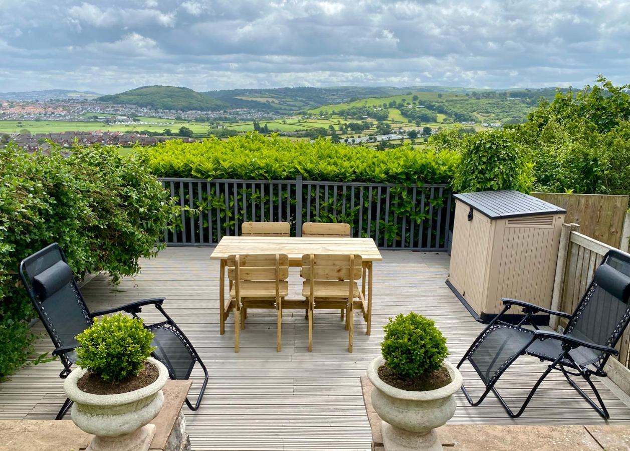 Llandudno Boutique Style Seaside Retreat With Stunning Views Rhôs-on-Sea Exterior foto
